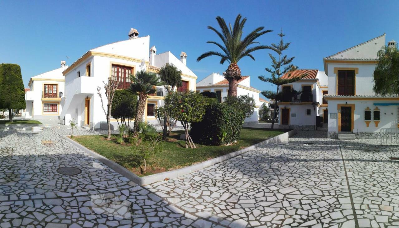 Pueblo Laguna 7 *